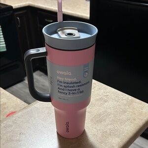 owalo Insulated Travel Mug - Pink